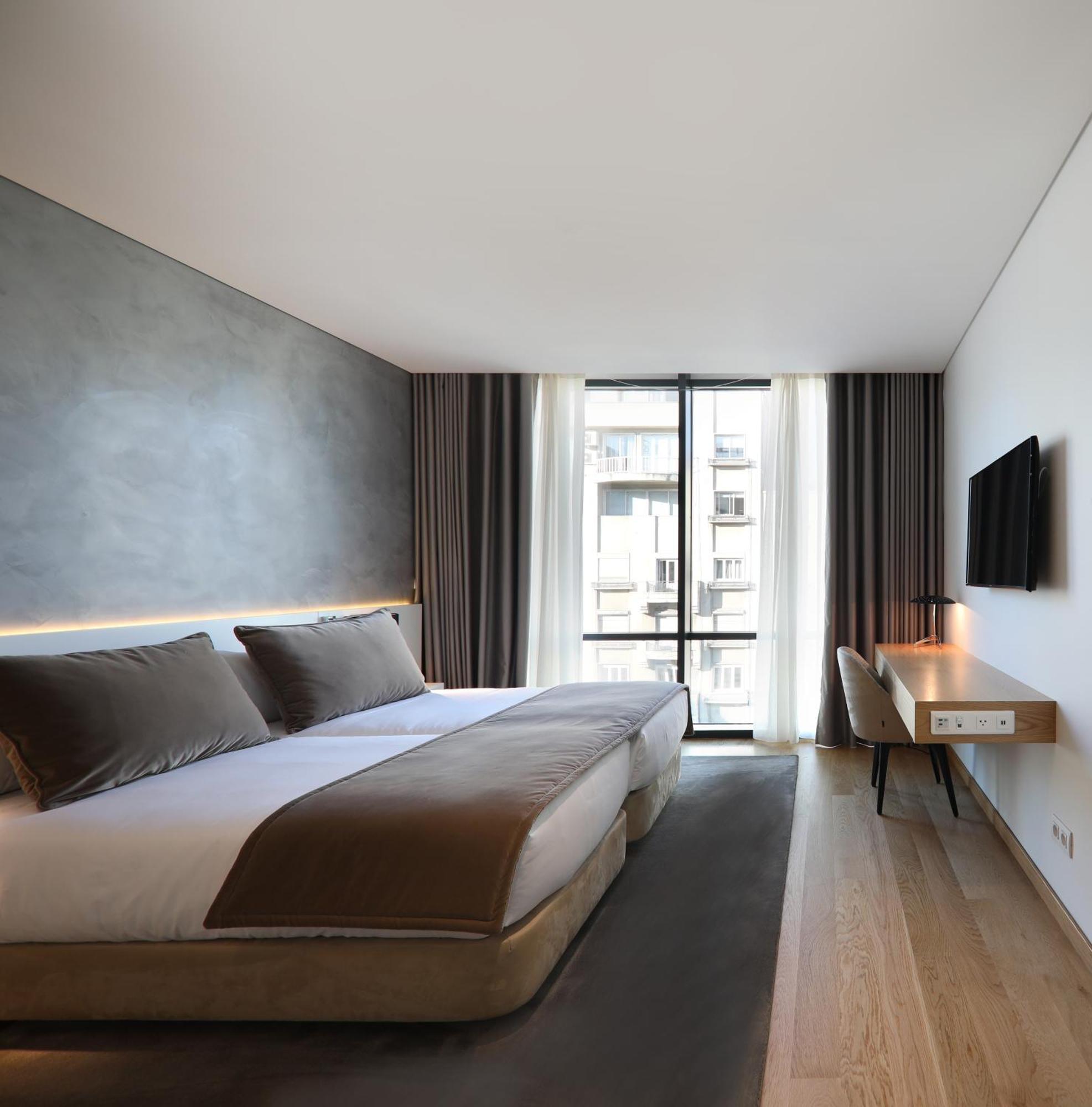 อิเบโรสตาร์ ซีเล็คชัน ลิสบัว Hotel ลิสบอน ภายนอก รูปภาพ