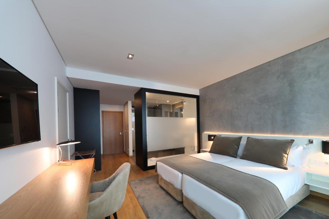 อิเบโรสตาร์ ซีเล็คชัน ลิสบัว Hotel ลิสบอน ภายนอก รูปภาพ